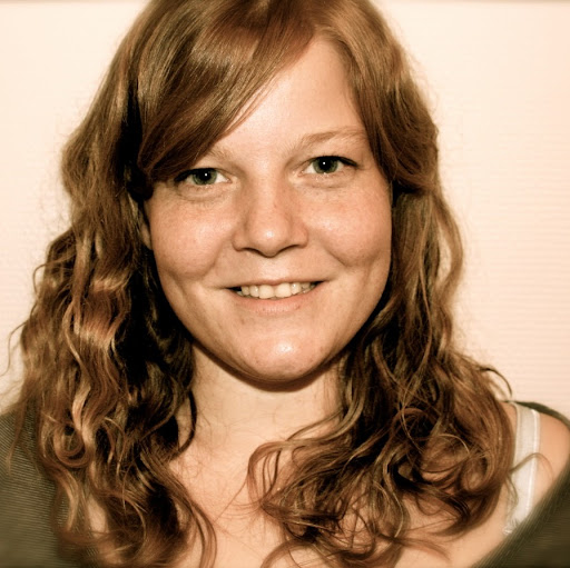 Christina Lang Photo 15
