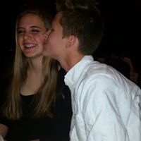 Stephanie Toms Photo 3
