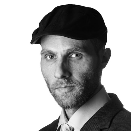 Ariel Solomon Photo 10