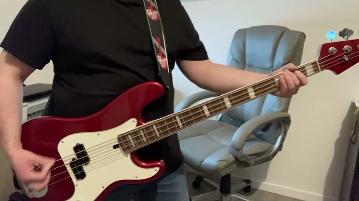 Crystal Bass Photo 38