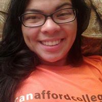 Mirella Hernandez Photo 8