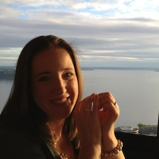 Jennifer Young Photo 20