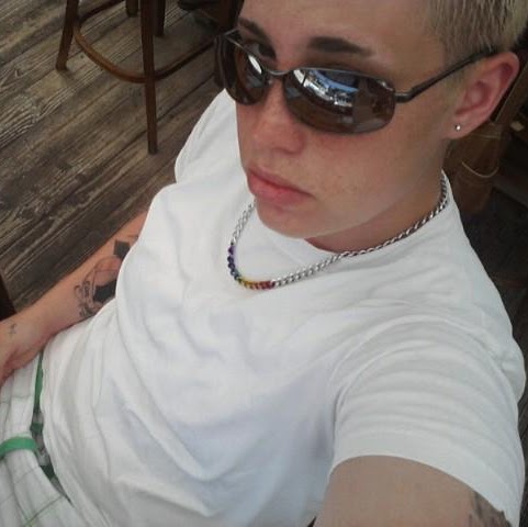 Tara Spires Photo 7