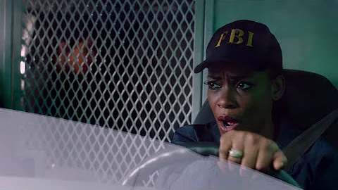 Alex Parrish Photo 31