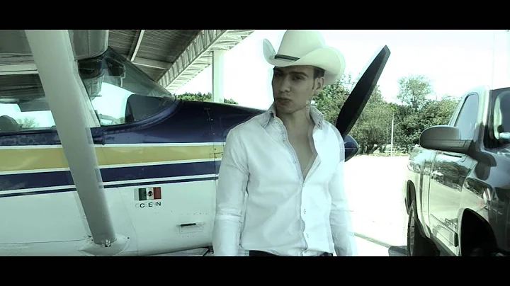 Danny Valenzuela Photo 33