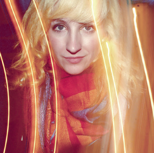 Rebecca Green Photo 13
