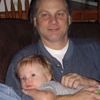 Daniel Mackin Photo 6