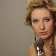 Angela Rosenbaum Photo 4