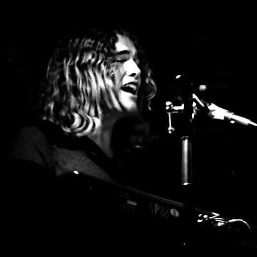 Nathaniel Bell Photo 14