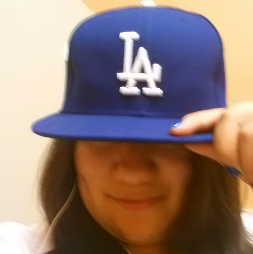 Elizabeth Becerra Photo 16