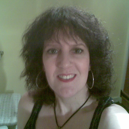 Julie Lonergan Photo 9