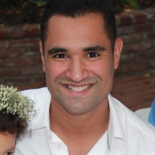 Guillermo Manzo Photo 9