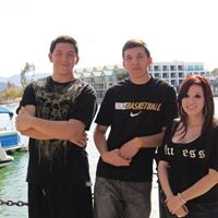 Lisa Benitez Photo 5