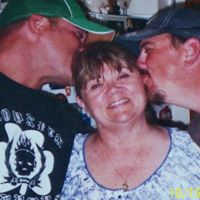 Vicki Thomas Photo 8