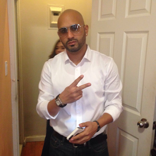 Richard Tavarez Photo 11