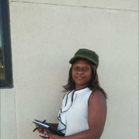 Talia Warren Photo 3
