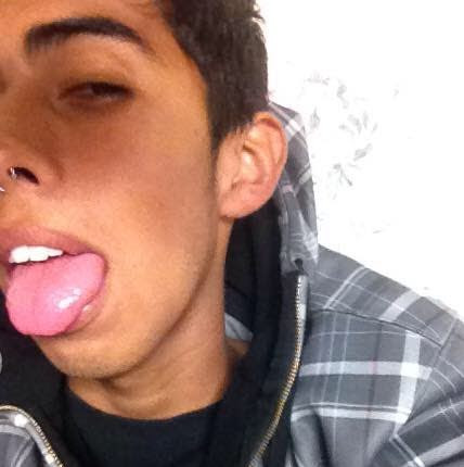Ricardo Montoya Photo 13