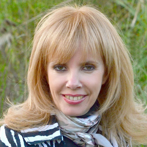 Claudia Mason Photo 12