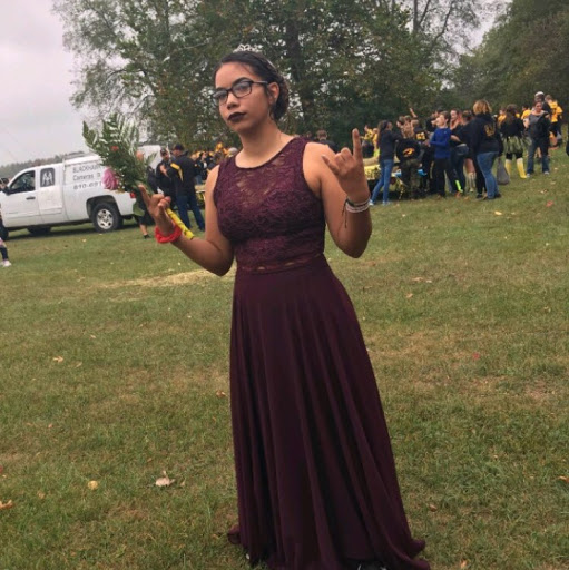 Angelica Hill Photo 9