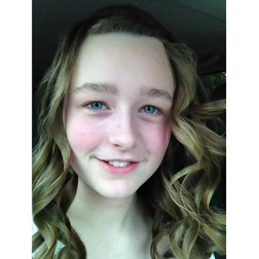 Karina Thomas Photo 10