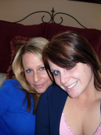 Christine Cunningham Photo 19