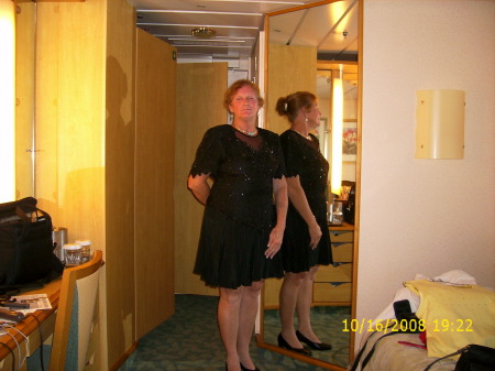Linda Sneed Photo 17