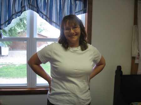 Kelly Buchanan Photo 18