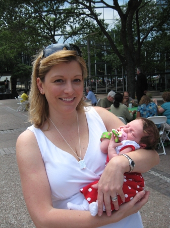Kellie Barr Photo 12