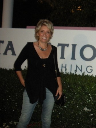 Angela Yanni Photo 4