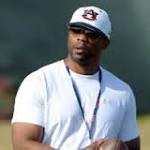 Lamar Thomas Photo 57