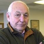 Martin Whitman Photo 18